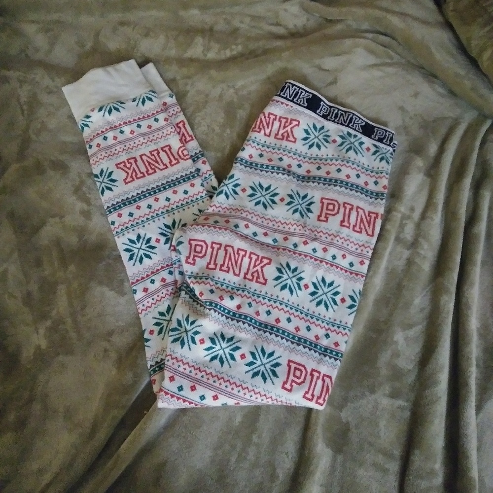 PINK Christmas sleep leggings